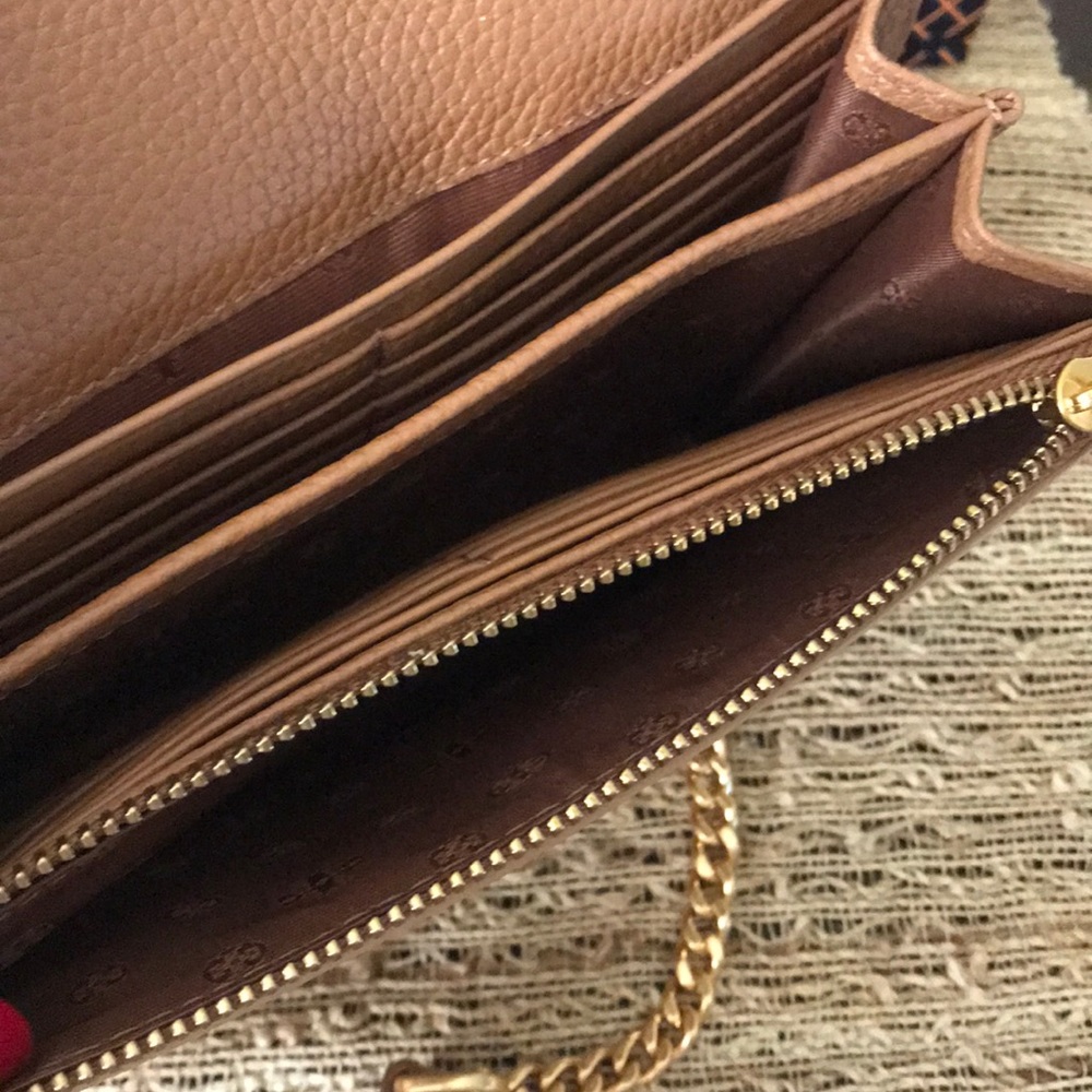 ❣️NWT Tory Burch Britten Chain Wallet - Picture 8 of 8